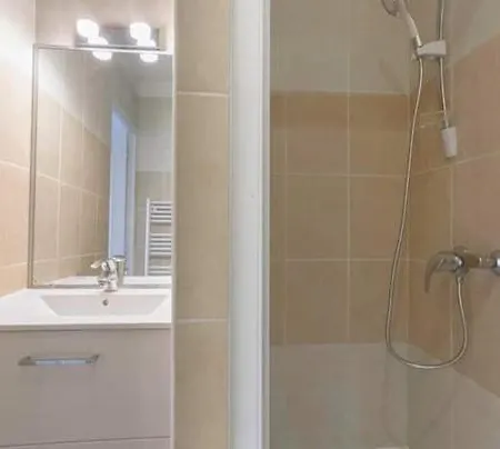 Centre De アパート